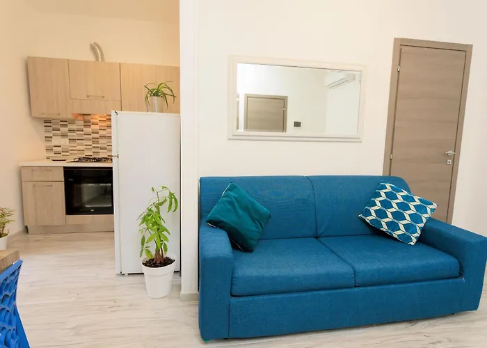 Pearl Harbor - Two Near Sea & Centre Apartment