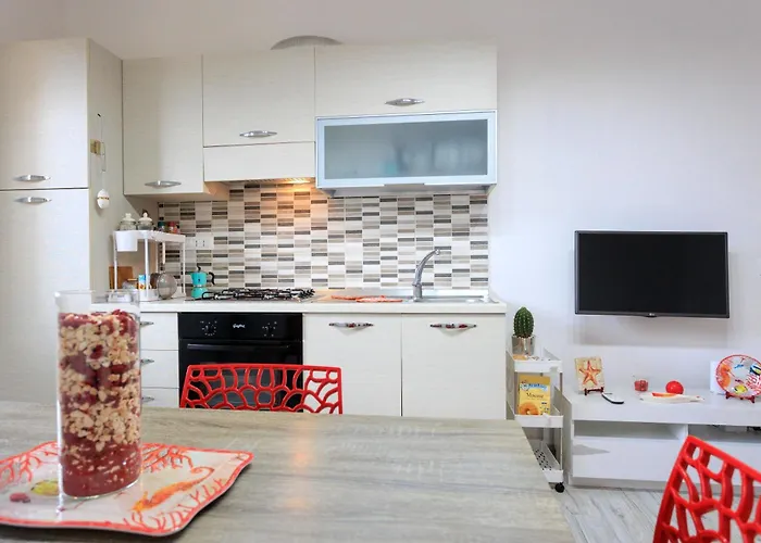 Pearl Harbor - Two Near Sea & Centre