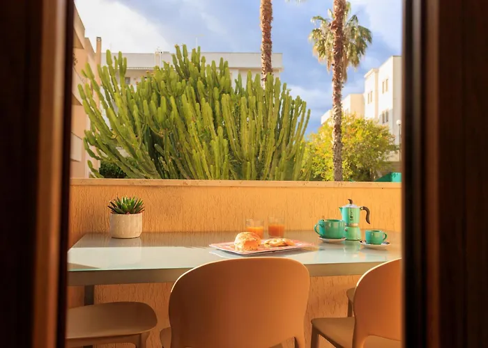 Pearl Harbor - Two Near Sea & Centre